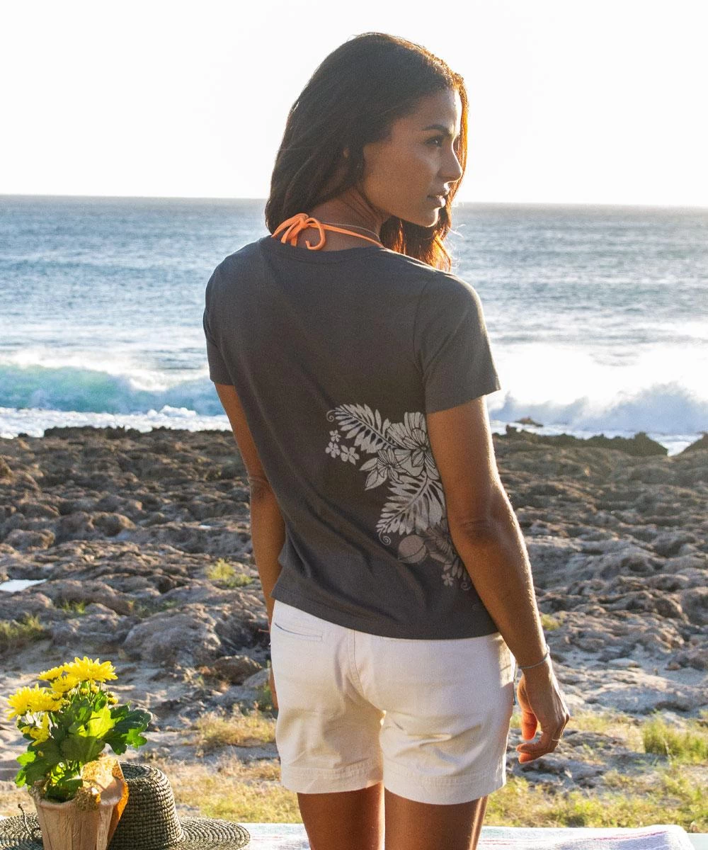 Kalei - Graphite Short Sleeve Pima V-Neck T-Shirt 4 Kalei - Graphite Short Sleeve Pima V-Neck T-Shirt - Image 2